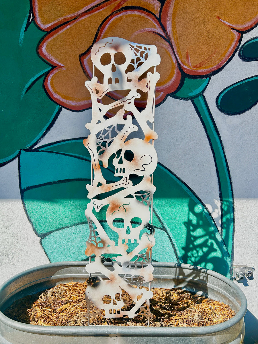 Skull and Bones Trellis