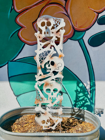 Skull and Bones Trellis