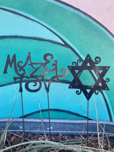 Mazel Tov Sign