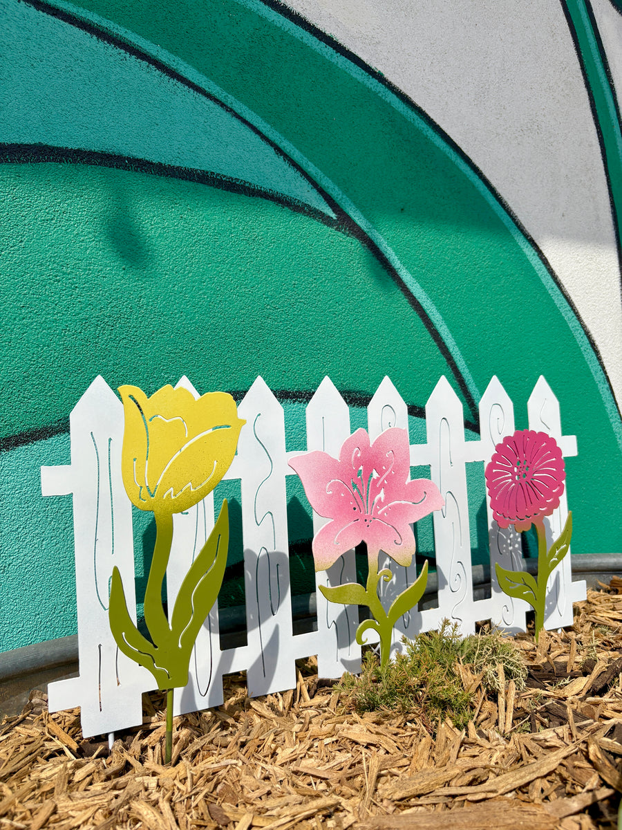 Picket Fence Garden Bed Liner