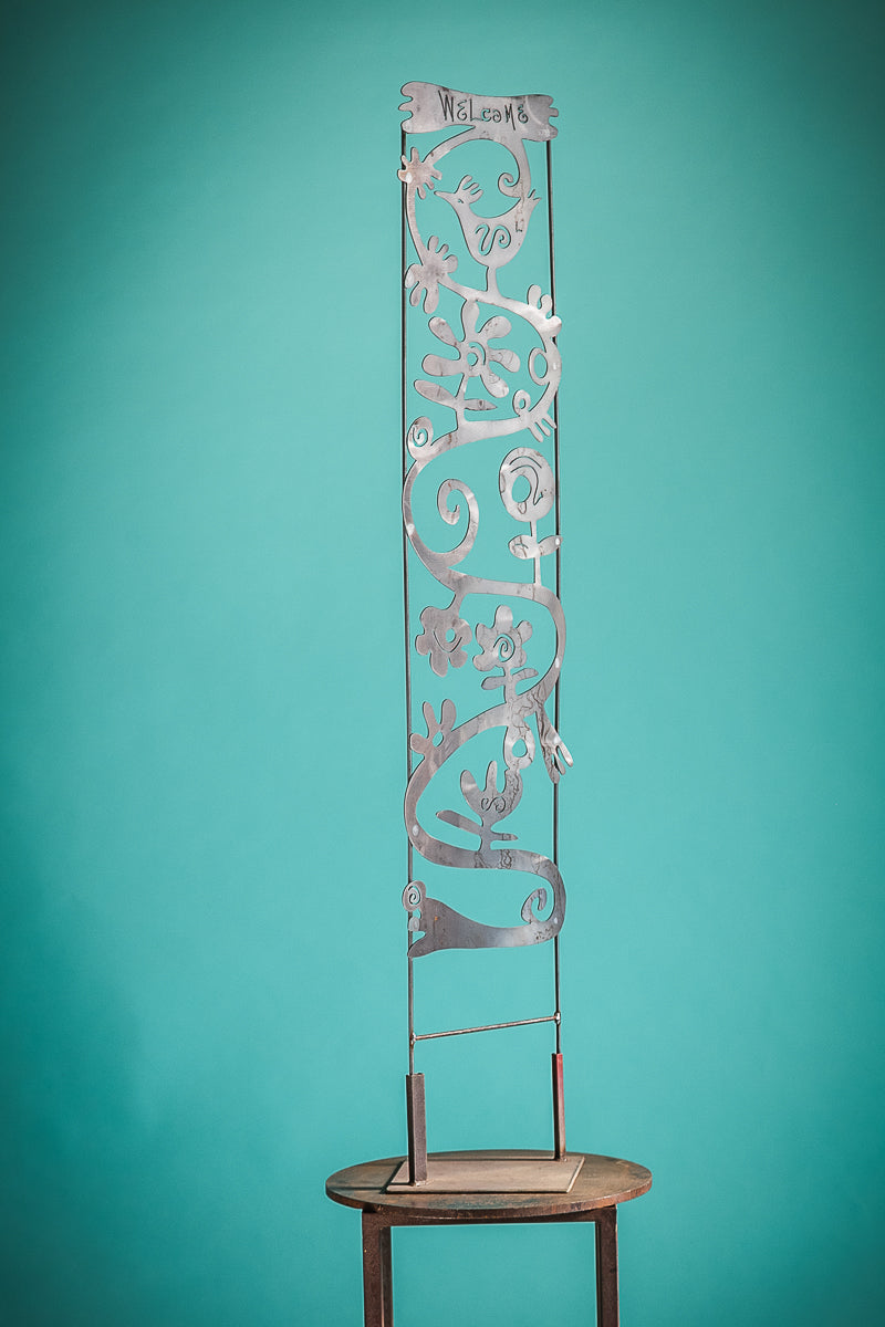 Welcome Bird Trellis