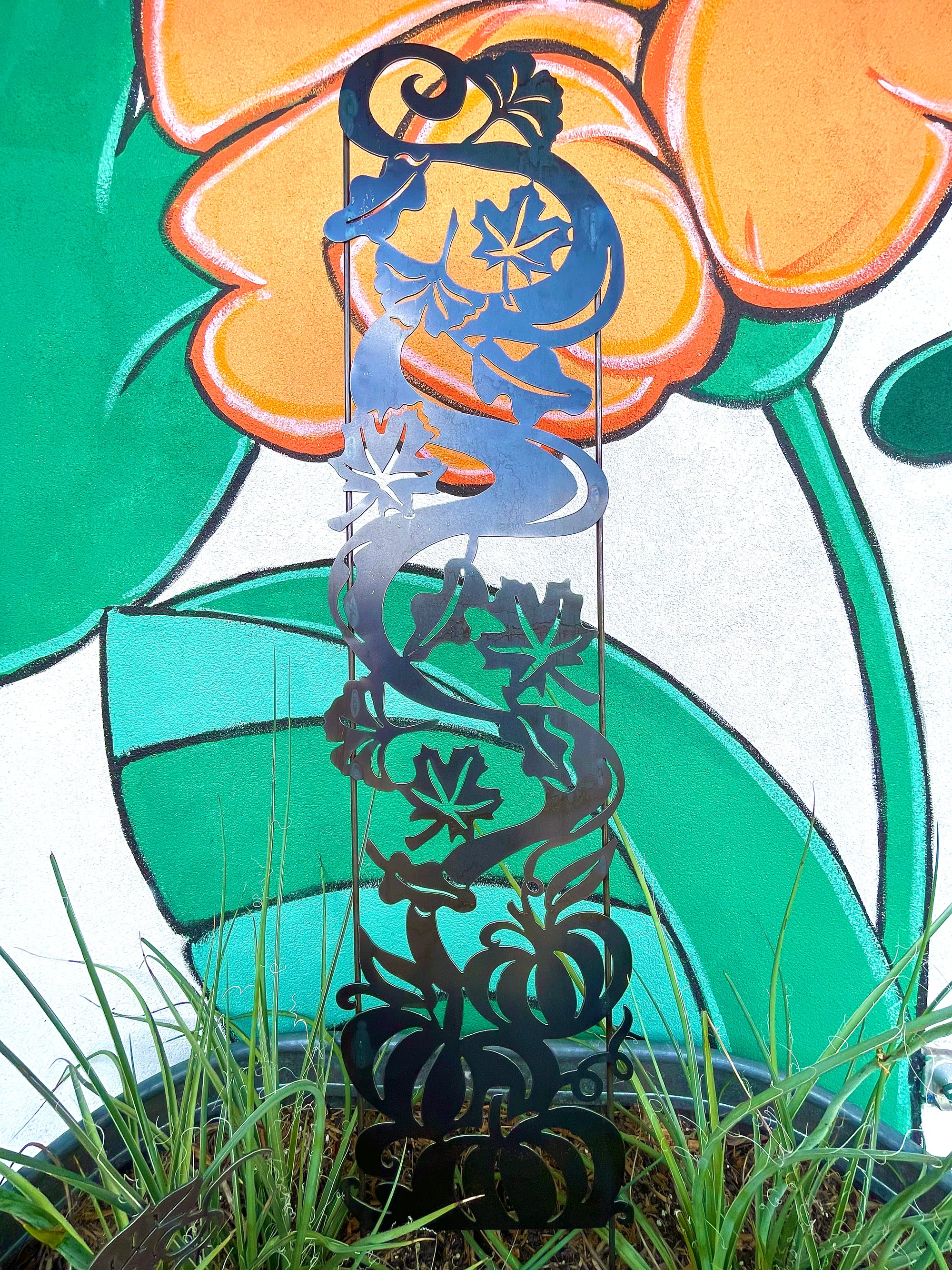 Autumn Breeze Trellis