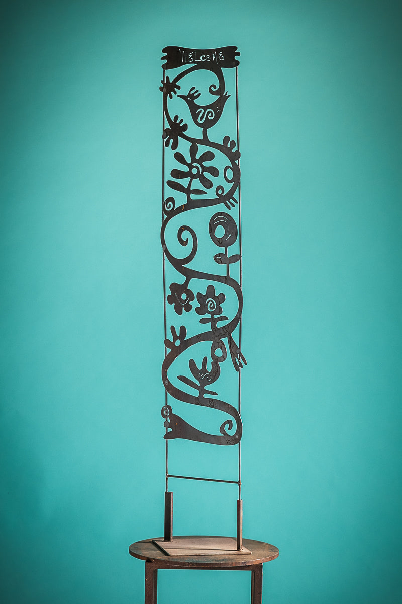 Welcome Bird Trellis